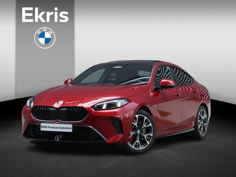 Rood Occasion 2025 BMW 220 M Sport Coupé | € 43.900 (Eerlijke prijs) - Afbeelding 1/4
