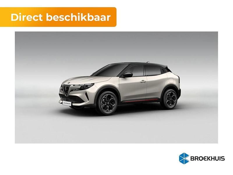 Bruin (metallic) Nieuw 2025 Alfa Romeo Junior Edizione Speciale SUV | € 39.935 - Afbeelding 1/4