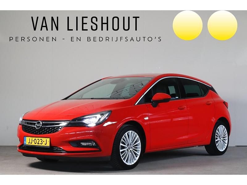 Rood Gebruikt 2016 Opel Astra Innovation Hatchback | € 10.700 (Eerlijke prijs) - Afbeelding 1/4