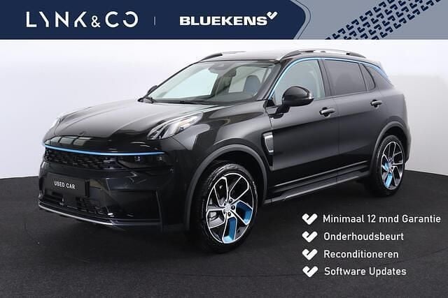 Zwart Gebruikt 2024 Lynk & Co 01 SUV | € 32.900 (Iets duurder) - Afbeelding 1/4
