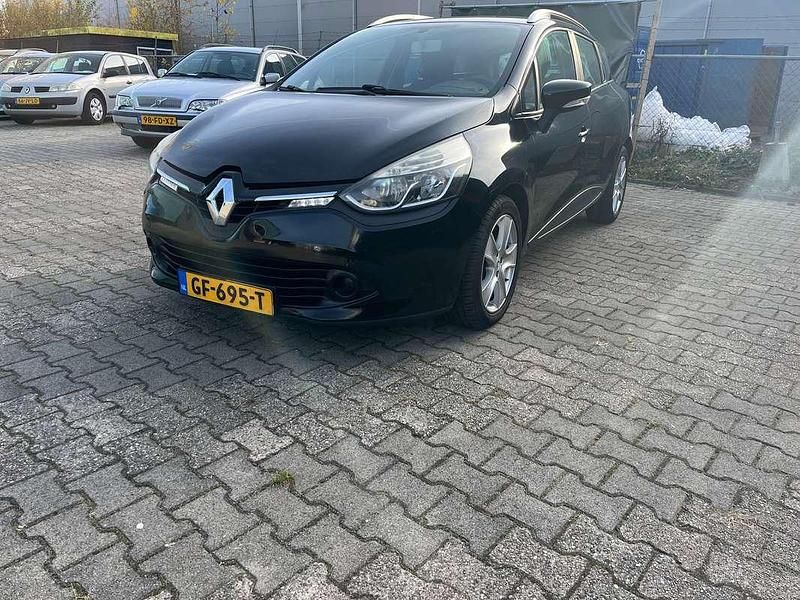 Zwart Occasion 2014 Renault Clio GrandTour Expression Stationwagen | € 3.950 (Goede deal) - Afbeelding 1/4