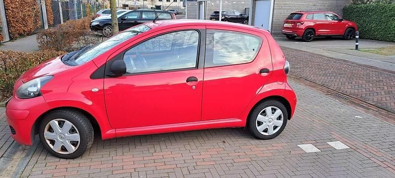 Gebruikt 2009 Toyota Aygo Hatchback | € 1.000 (Super prijs) - Afbeelding 1/4