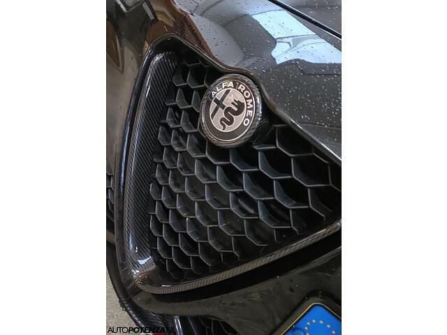 Zwart Occasion 2018 Alfa Romeo Giulia Veloce Sedan | € 26.950 (Goede deal) - Afbeelding 1/1