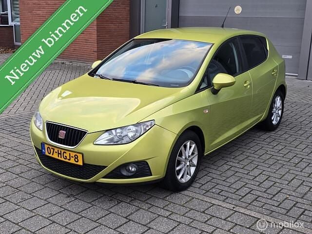 Geel Gebruikt 2008 Seat Ibiza Hatchback | € 4.445 (Eerlijke prijs) - Afbeelding 1/4