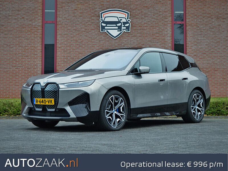 Grijs Gebruikt 2022 BMW iX Executive SUV | € 49.950 (Goede deal) - Afbeelding 1/4