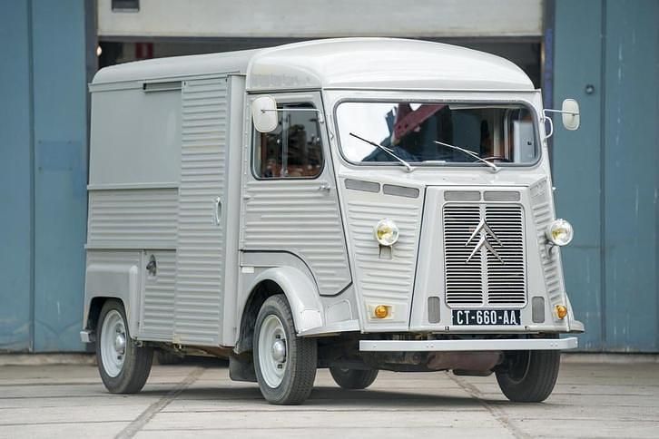 Grijs Occasion 1978 Citroën HY Van | € 39.500 - Afbeelding 1/4