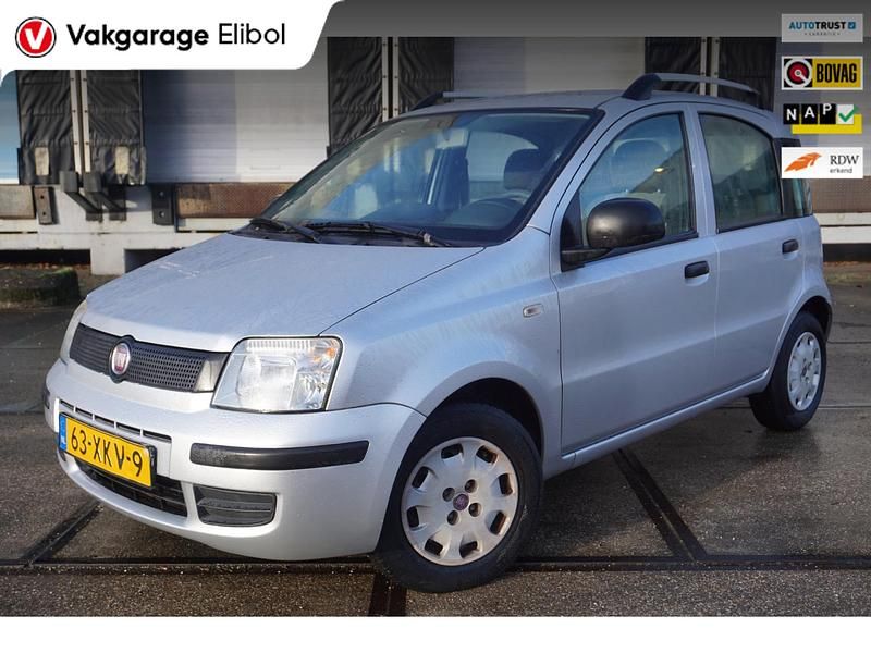 Occasion Fiat Panda Classica 69 PK (50 kW) 2012 Grijs (metallic) Hatchback