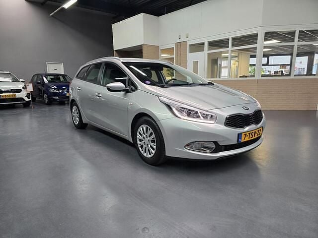 Occasion Kia Ceed Sportswagon Comfort 135 PK (99 kW) 2014 Grijs Stationwagen