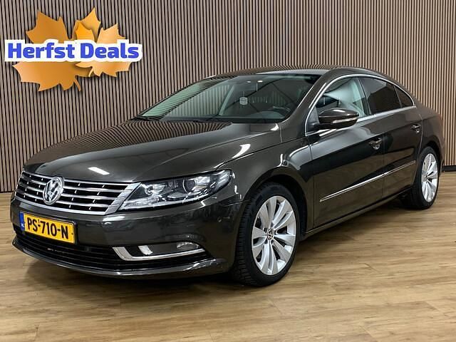 Grijs Occasion 2013 VW Passat Sedan | € 6.945 (Eerlijke prijs) - Afbeelding 1/4
