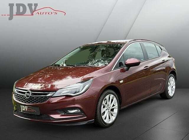 Rood Gebruikt 2017 Opel Astra Hatchback | € 6.999 (Eerlijke prijs) - Afbeelding 1/4