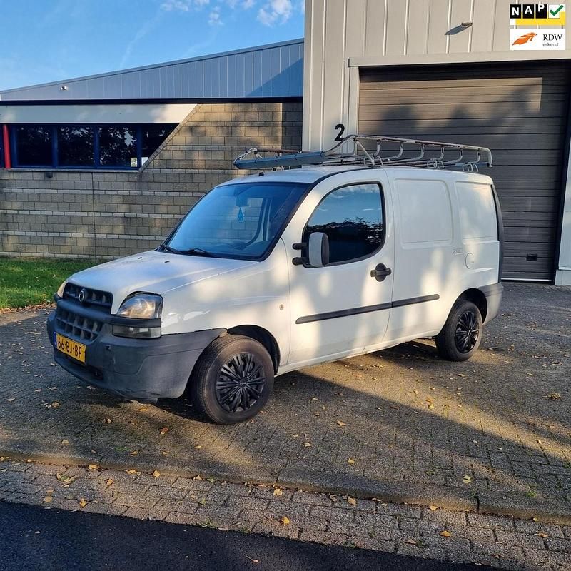 Gebruikt 2003 Fiat Doblò MPV | € 1.250 - Afbeelding 1/4
