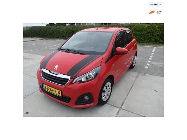 Rood Gebruikt 2016 Peugeot 108 Active Hatchback | € 6.250 (Eerlijke prijs) - Afbeelding 1/4