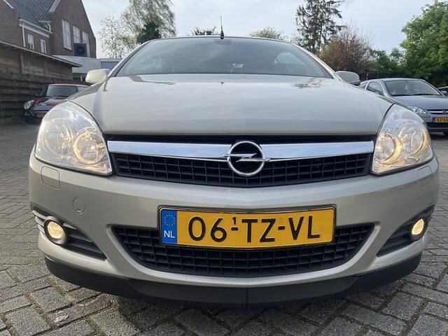 Occasion Opel Astra Cabriolet 116 PK (85 kW) 2007 Grijs Cabriolet