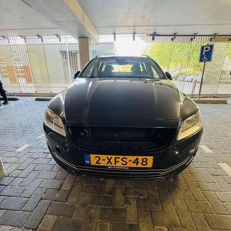 Grijs Gebruikt 2014 Volvo V70 Stationwagen | € 5.999 (Super prijs) - Afbeelding 1/4
