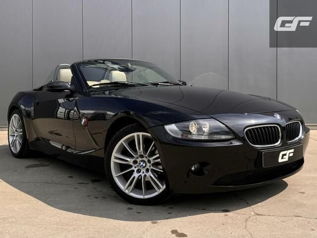 Zwart Occasion 2005 BMW Z4 Cabriolet | € 7.950 (Duur) - Afbeelding 1/4