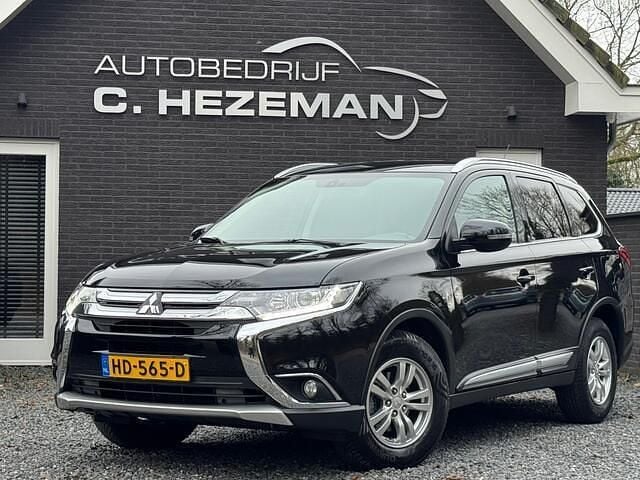 Occasion Mitsubishi Outlander Edition 150 PK (110 kW) 2015 Zwart SUV