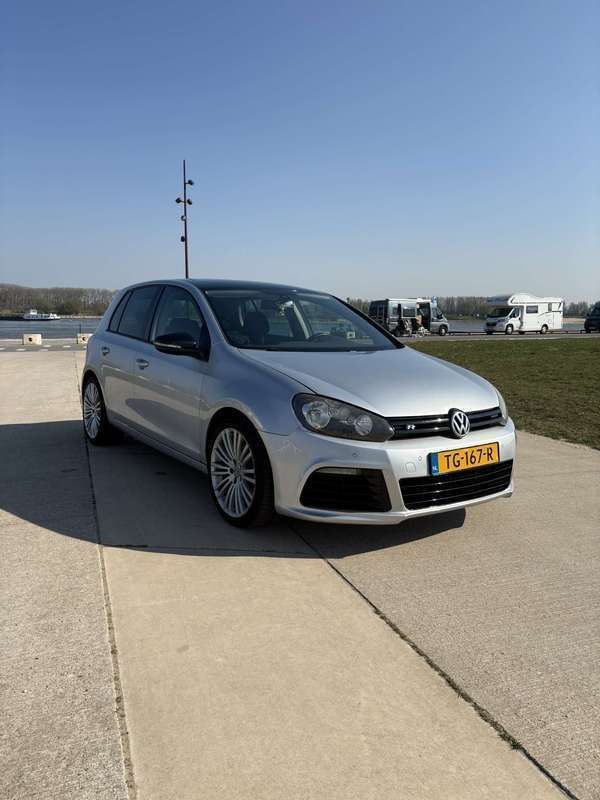 Grijs Gebruikt 2012 VW Golf VII Trendline Stationwagen | € 7.000 (Eerlijke prijs) - Afbeelding 1/4