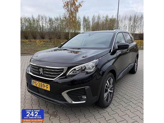 Zwart Occasion 2017 Peugeot 5008 GT-line SUV | € 13.950 (Iets duurder) - Afbeelding 1/4