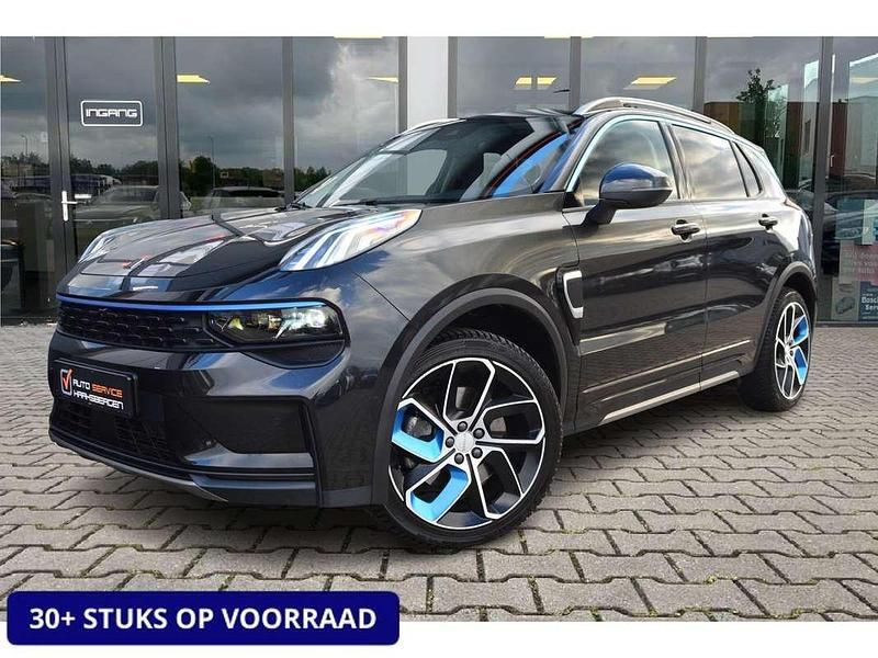 Zwart, metallic lak Gebruikt 2023 Lynk & Co 01 SUV | € 28.900 (Eerlijke prijs) - Afbeelding 1/4