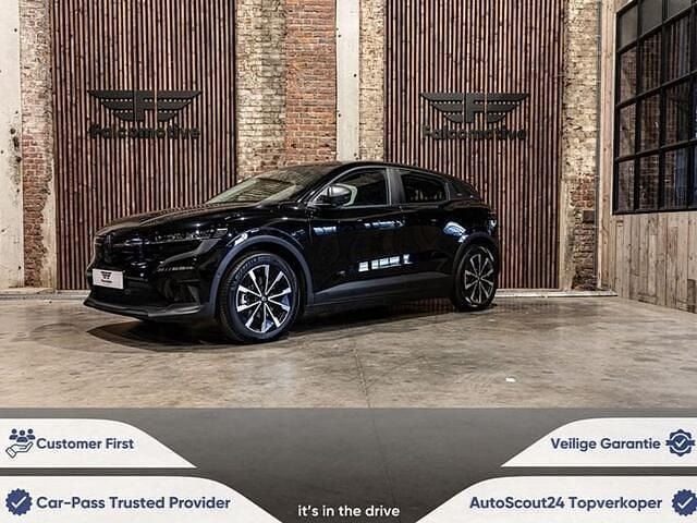 Zwart Gebruikt 2023 Renault Mégane Evolution Hatchback | € 24.900 (Super prijs) - Afbeelding 1/3