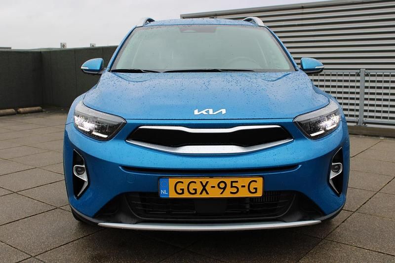Occasion Kia Stonic GT-Line 101 PK (74 kW) 2024 Blauw SUV