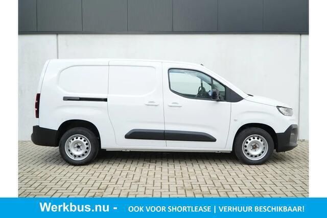 Wit Nieuw 2024 Fiat Doblò S MPV | € 24.900 (Duur) - Afbeelding 1/4