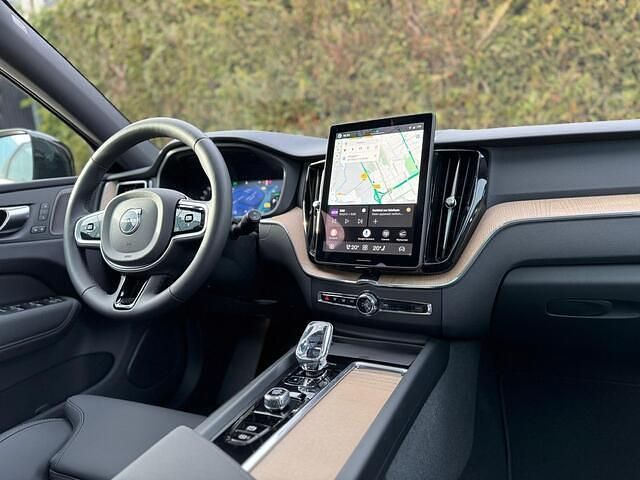 Nieuw Volvo XC60 Plus 348 PK (255 kW) 2026 Overige SUV