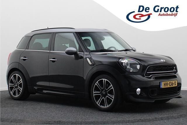 Zwart Gebruikt 2016 Mini Cooper S Countryman Chili SUV | € 15.950 (Eerlijke prijs) - Afbeelding 1/4