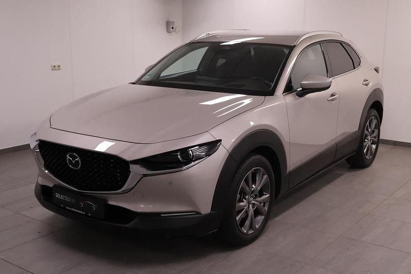 Bruin Gebruikt 2024 Mazda CX-30 Exclusive-Line SUV | € 33.944 (Eerlijke prijs) - Afbeelding 1/4