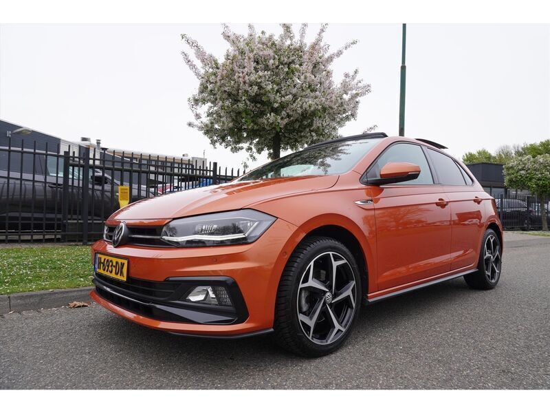 Oranje Gebruikt 2020 VW Polo Highline Hatchback | € 19.945 (Goede deal) - Afbeelding 1/4