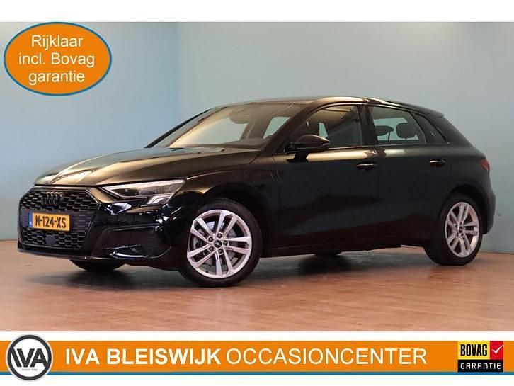 Zwart Occasion 2022 Audi A3 Business Hatchback | € 23.377 (Super prijs) - Afbeelding 1/3