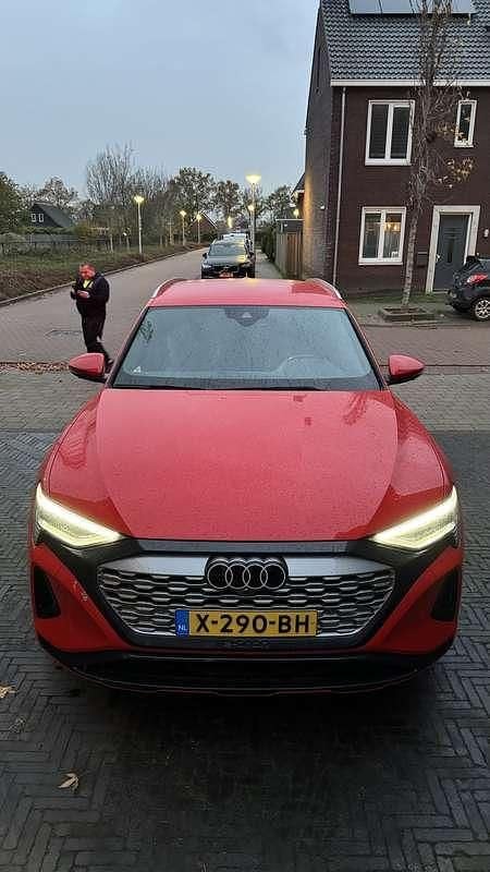 Gebruikt 2023 Audi Q8 e-tron Advanced SUV | € 58.000 (Duur) - Afbeelding 1/4