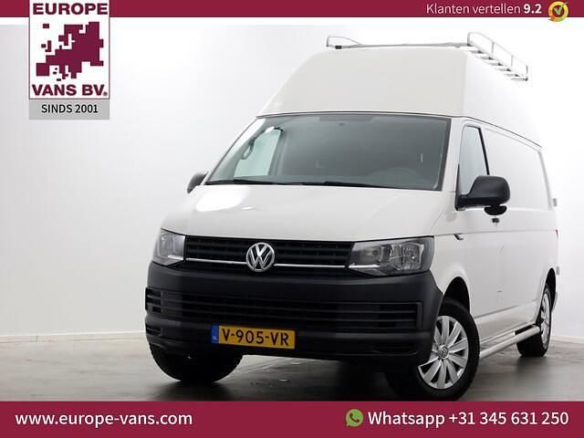 Wit Gebruikt 2019 VW T6.1 Trendline Van | € 21.950 - Afbeelding 1/3