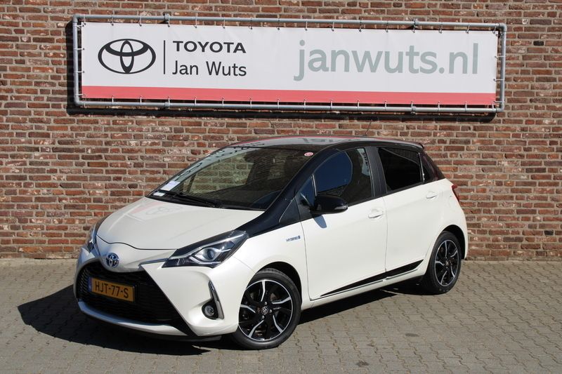 Wit Gebruikt 2017 Toyota Yaris Hybrid Hatchback | € 18.950 (Iets duurder) - Afbeelding 1/4