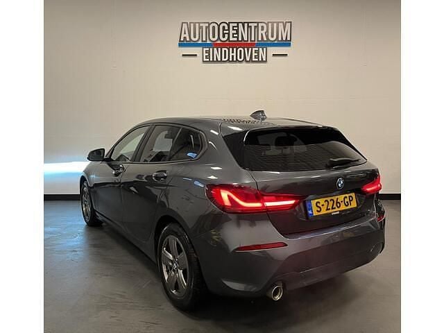 Occasion BMW 118 Executive 140 PK (102 kW) 2019 Grijs Hatchback