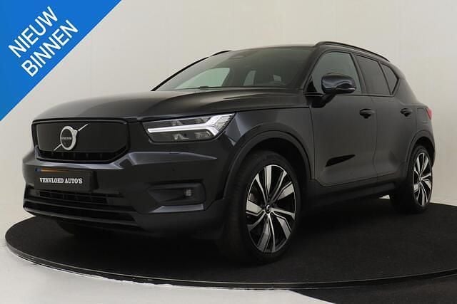 Zwart Gebruikt 2020 Volvo XC40 R-Design SUV | € 25.890 (Eerlijke prijs) - Afbeelding 1/4