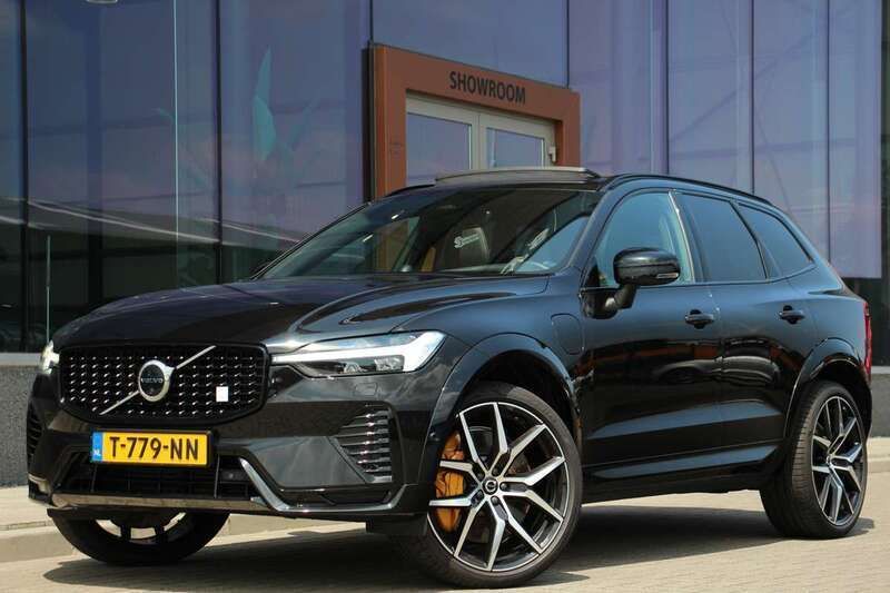 Zwart Gebruikt 2023 Volvo XC60 SUV | € 59.900 - Afbeelding 1/4