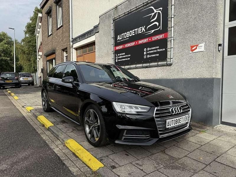 Zwart Gebruikt 2017 Audi A4 S-Line Stationwagen | € 14.999 (Duur) - Afbeelding 1/4
