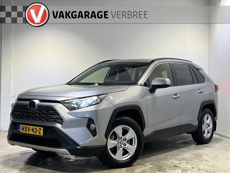 Occasion Toyota RAV4 Style 178 PK (130 kW) 2020 Grijs SUV