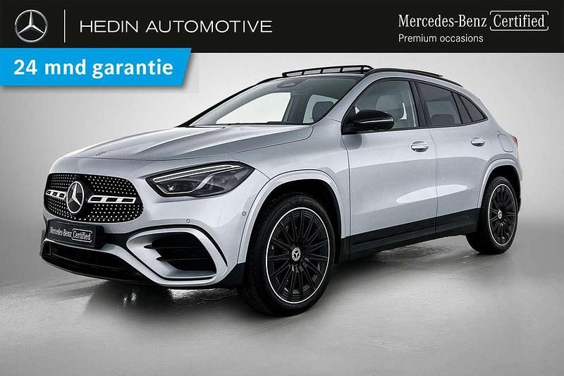 Zilver Gebruikt 2025 Mercedes GLA250 AMG line SUV | € 53.900 (Duur) - Afbeelding 1/4
