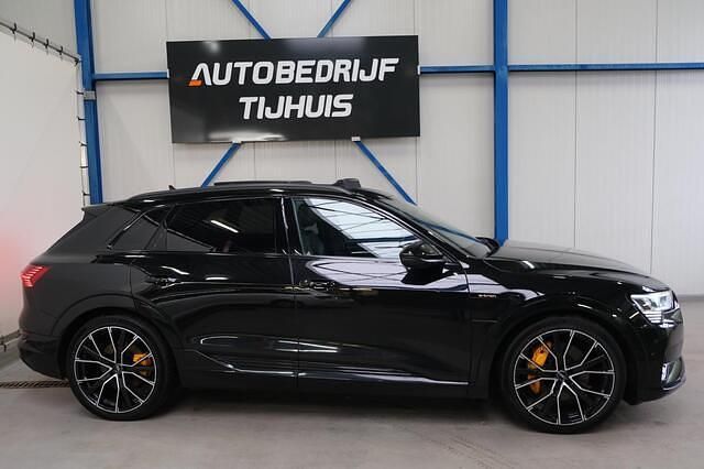 Occasion Audi e-tron Advanced 300 kW (408 PK) 2019 Zwart SUV