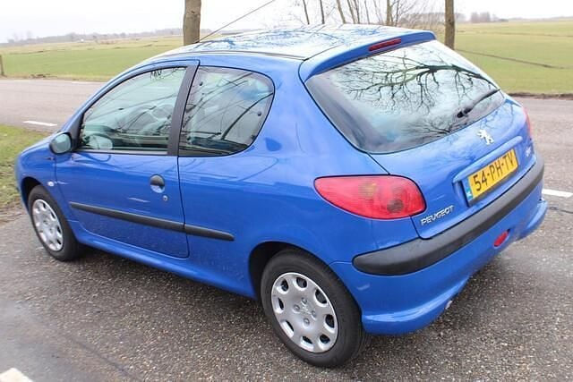 Occasion Peugeot 206 60 PK (44 kW) 2005 Blauw Hatchback