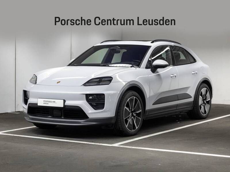 Ijsgrijs metallic Gebruikt 2024 Porsche Macan SUV | € 94.900 - Afbeelding 1/4