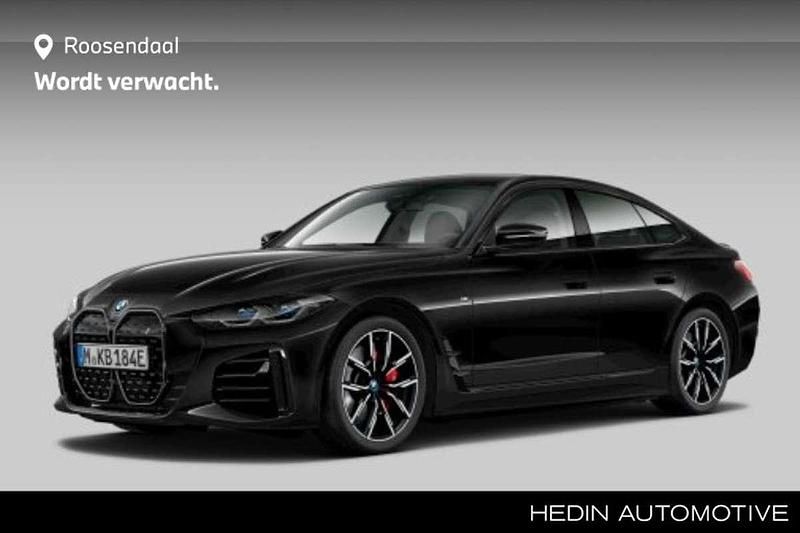 Zwart Gebruikt 2024 BMW i4 Executive Sedan | € 49.880 (Eerlijke prijs) - Afbeelding 1/4