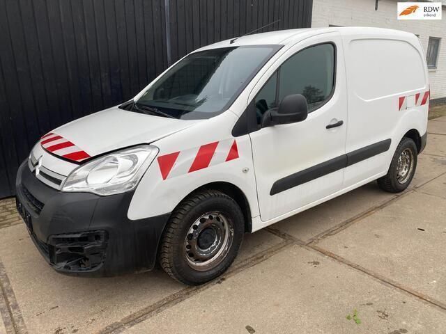 Wit Gebruikt 2016 Citroën Berlingo Business Class MPV | € 3.950 (Iets duurder) - Afbeelding 1/4