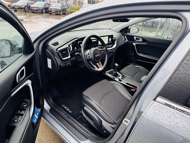 Occasion Kia Ceed Sportswagon 140 PK (102 kW) 2025 Grijs Stationwagen