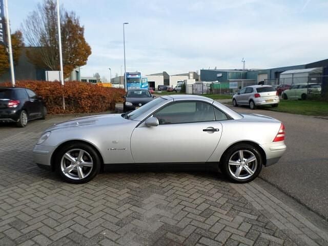 Occasion Mercedes SLK230 193 PK (141 kW) 2000 Grijs (metallic) Cabriolet