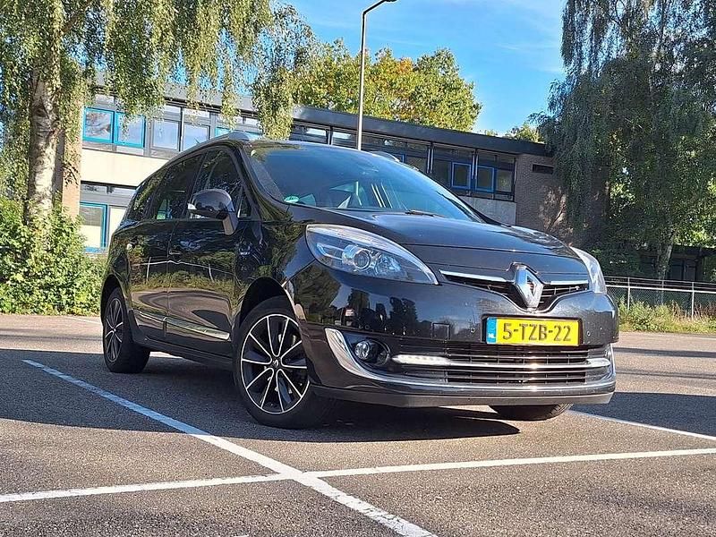 Zwart Gebruikt 2013 Renault Grand Scénic III Bose Edition MPV | € 8.450 (Duur) - Afbeelding 1/4