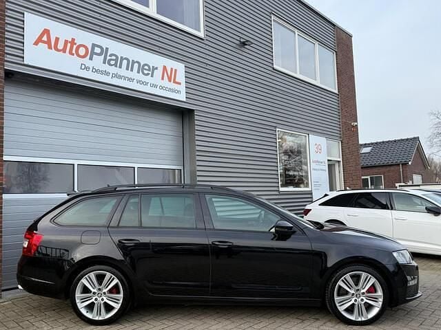 Occasion Skoda Octavia RS 220 PK (161 kW) 2016 Zwart Hatchback