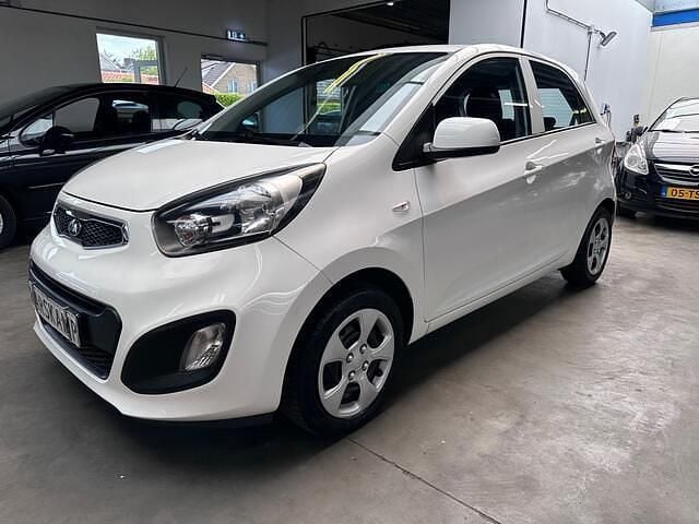 Wit Gebruikt 2013 Kia Picanto Comfort Hatchback | € 3.950 (Goede deal) - Afbeelding 1/4